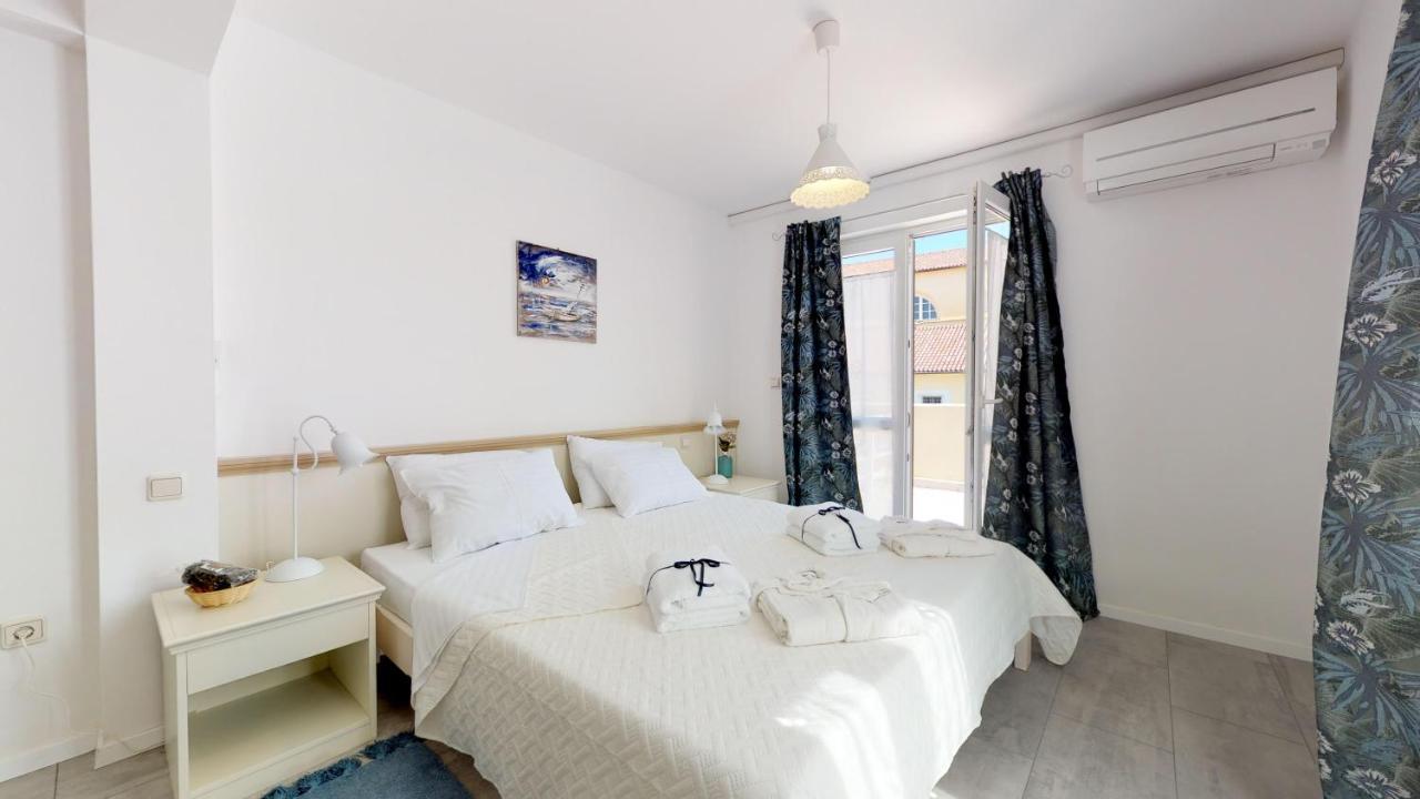 Stella Deluxe Superior 5 Star Apartment, Your Piece Of Heaven By The Sea & Park, With Sea View Новиград Экстерьер фото