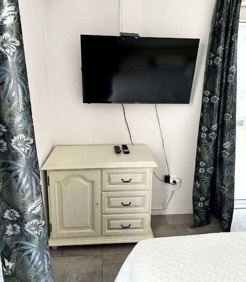 Stella Deluxe Superior 5 Star Apartment, Your Piece Of Heaven By The Sea & Park, With Sea View Новиград Экстерьер фото